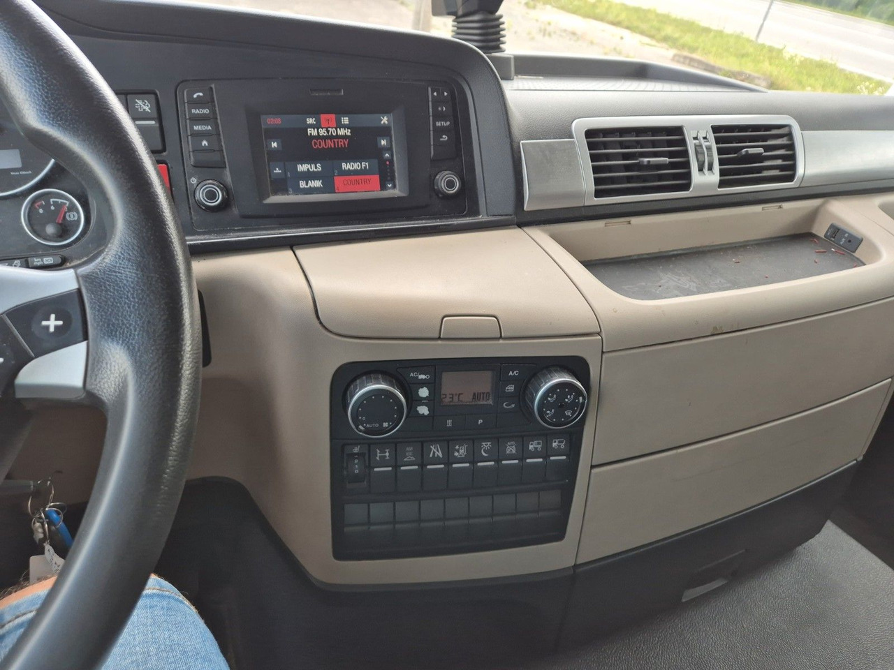 Koffer LKW MAN TGM 15.250: das Bild 14
