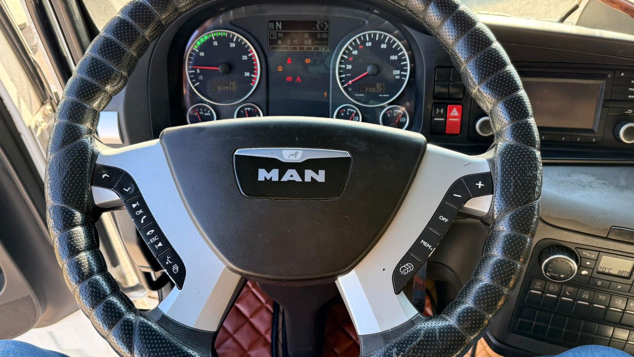 MAN TGX 24.480 - Plane LKW: das Bild 5 MAN TGX 24.480 - Plane LKW: das Bild 5
