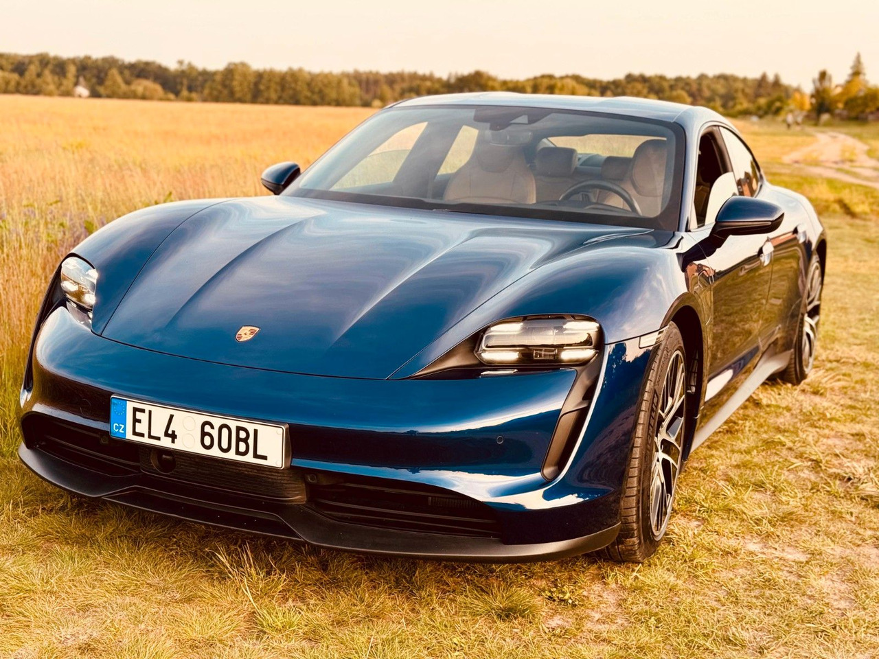 Porsche Taycan CR - Coupé: das Bild 2 Porsche Taycan CR - Coupé: das Bild 2