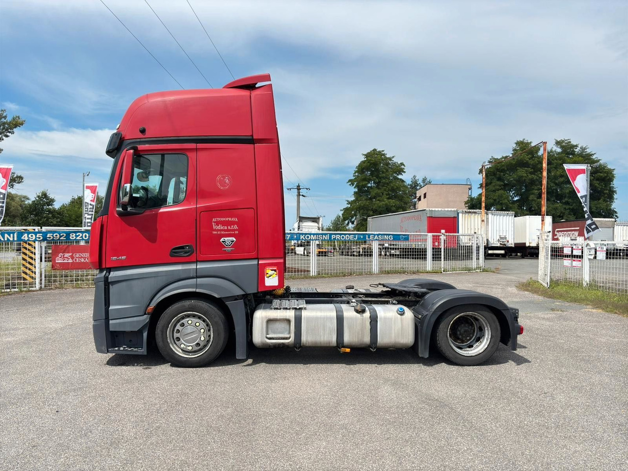 Mercedes-Benz Actros 1845 - Sattelzugmaschine: das Bild 5 Mercedes-Benz Actros 1845 - Sattelzugmaschine: das Bild 5