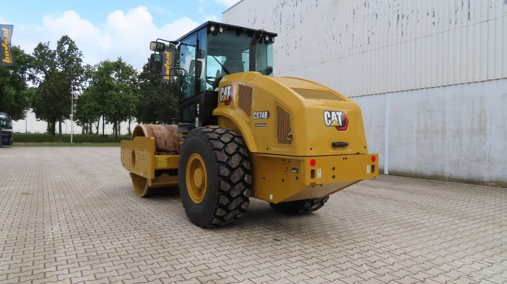 Caterpillar CS 74 B - Walzenzug: das Bild 4 Caterpillar CS 74 B - Walzenzug: das Bild 4