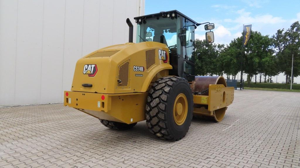Caterpillar CS 74 B - Walzenzug: das Bild 2 Caterpillar CS 74 B - Walzenzug: das Bild 2