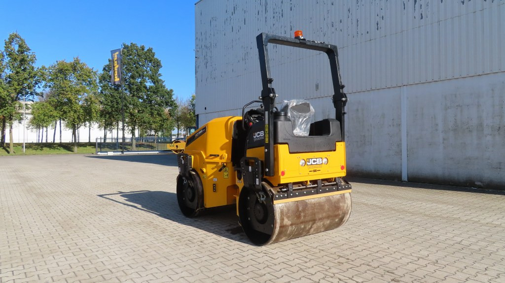 JCB CT380-130 - Straßenwalze: das Bild 4 JCB CT380-130 - Straßenwalze: das Bild 4