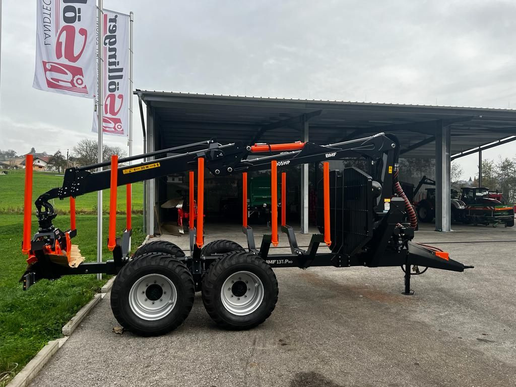 BMF BMF 13T1 PRO mit BMF 905 HP Kran - Rückewagen: das Bild 2 BMF BMF 13T1 PRO mit BMF 905 HP Kran - Rückewagen: das Bild 2
