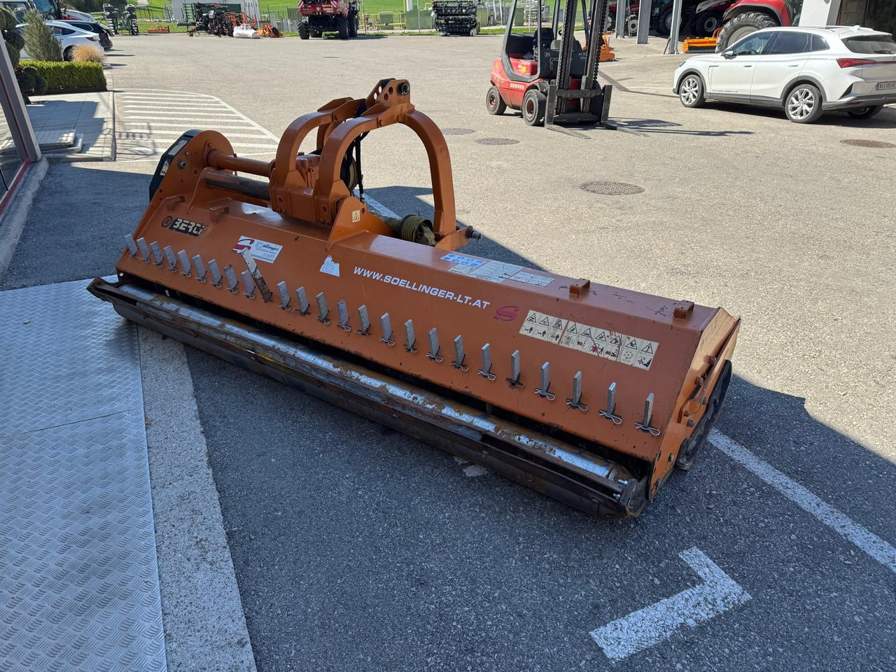 Berti TBFM 300 - Schlegelmäher/ Mulcher: das Bild 3 Berti TBFM 300 - Schlegelmäher/ Mulcher: das Bild 3