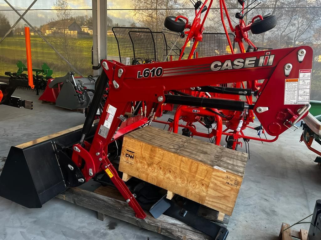 CASE L610 - Frontlader für Traktor: das Bild 2 CASE L610 - Frontlader für Traktor: das Bild 2