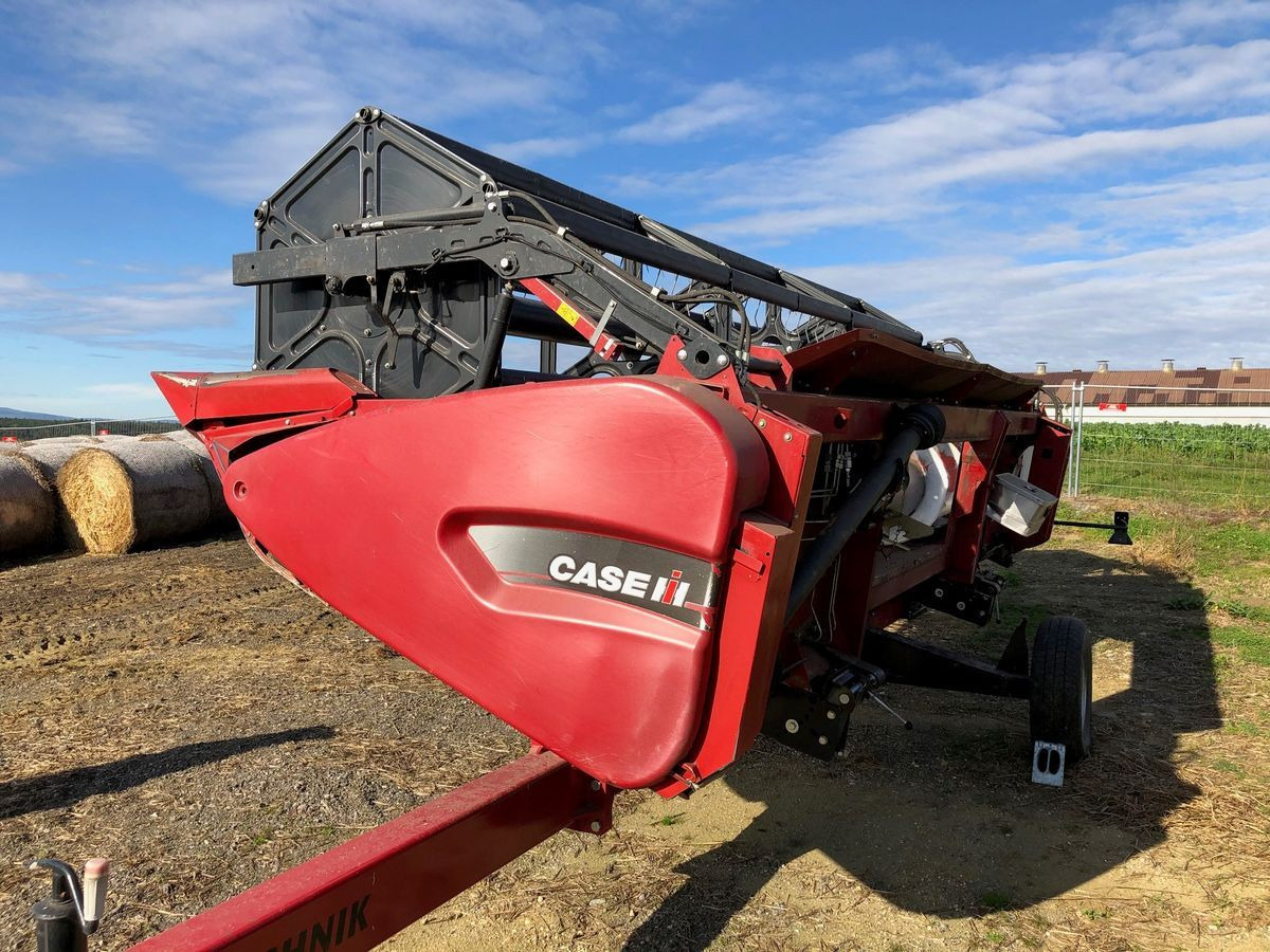 Case IH 3050 - 5,4m - Schneidwerk: das Bild 4 Case IH 3050 - 5,4m - Schneidwerk: das Bild 4