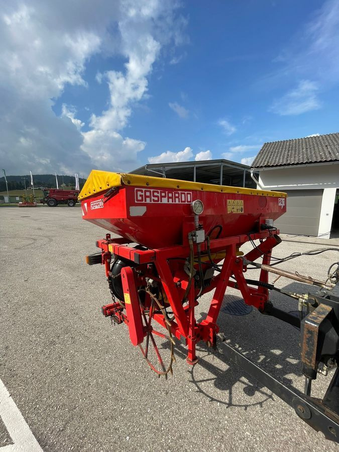 Gaspardo Gaspardo MTi 8 + Fronttank - Einzelkornsämaschine: das Bild 2 Gaspardo Gaspardo MTi 8 + Fronttank - Einzelkornsämaschine: das Bild 2