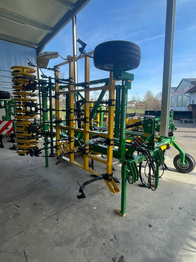 Kerner Stratos S 450 - Grubber: das Bild 2 Kerner Stratos S 450 - Grubber: das Bild 2