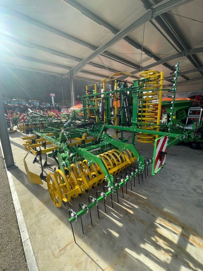 Kerner Stratos S 450 - Grubber: das Bild 3 Kerner Stratos S 450 - Grubber: das Bild 3