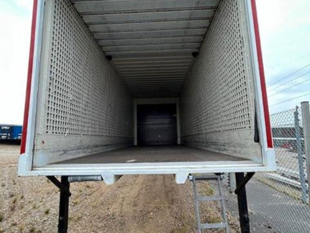 Krone Heck Alu.- Rolltor - Kofferaufbau: das Bild 5 Krone Heck Alu.- Rolltor - Kofferaufbau: das Bild 5