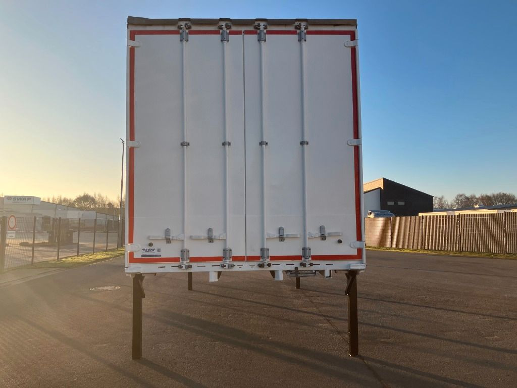 Krone Wechselbrücke Plane - Planenaufbau: das Bild 4 Krone Wechselbrücke Plane - Planenaufbau: das Bild 4