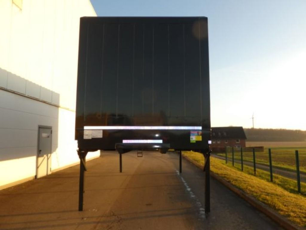 Krone Wechselkoffer Alu.- Rolltor - Kofferaufbau: das Bild 3 Krone Wechselkoffer Alu.- Rolltor - Kofferaufbau: das Bild 3