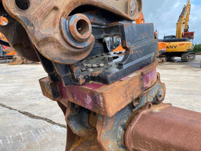 Rotator Rototop RT30 - Tiltrotator: das Bild 4 Rotator Rototop RT30 - Tiltrotator: das Bild 4