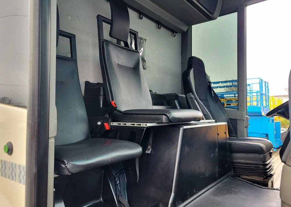 Müllwagen Mercedes-Benz Econic 2630 dwukomorowa: das Bild 17 Müllwagen Mercedes-Benz Econic 2630 dwukomorowa: das Bild 17