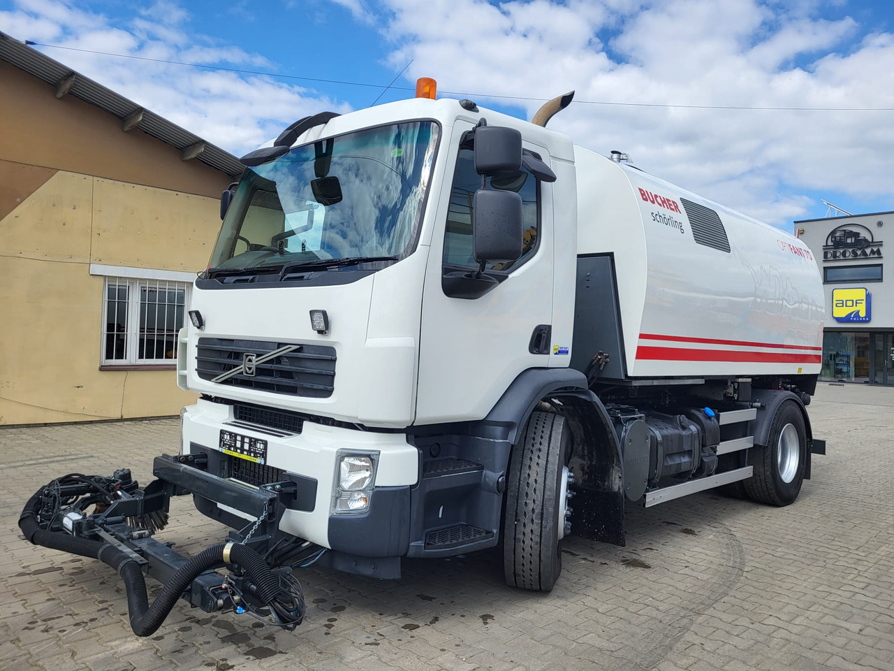 Volvo FE 320 two engines - Kehrmaschine: das Bild 1 Volvo FE 320 two engines - Kehrmaschine: das Bild 1