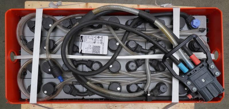 GRUMA 24 Volt 3 PzS 375 Ah - Batterie: das Bild 3 GRUMA 24 Volt 3 PzS 375 Ah - Batterie: das Bild 3