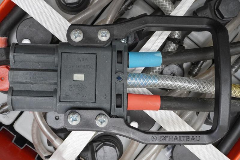 GRUMA 24 Volt 3 PzS 375 Ah - Batterie: das Bild 4 GRUMA 24 Volt 3 PzS 375 Ah - Batterie: das Bild 4