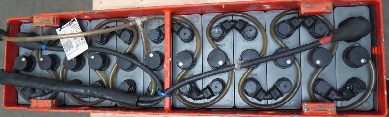 GRUMA 24 Volt 3 PzS 375 Ah - Batterie: das Bild 3 GRUMA 24 Volt 3 PzS 375 Ah - Batterie: das Bild 3