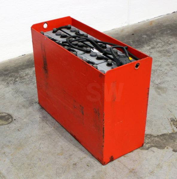 GRUMA 24 Volt 5 PzV 500 Ah - Batterie: das Bild 2 GRUMA 24 Volt 5 PzV 500 Ah - Batterie: das Bild 2