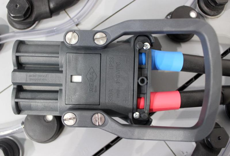 GRUMA 80 Volt 6 PzS 870 Ah - Batterie: das Bild 4 GRUMA 80 Volt 6 PzS 870 Ah - Batterie: das Bild 4