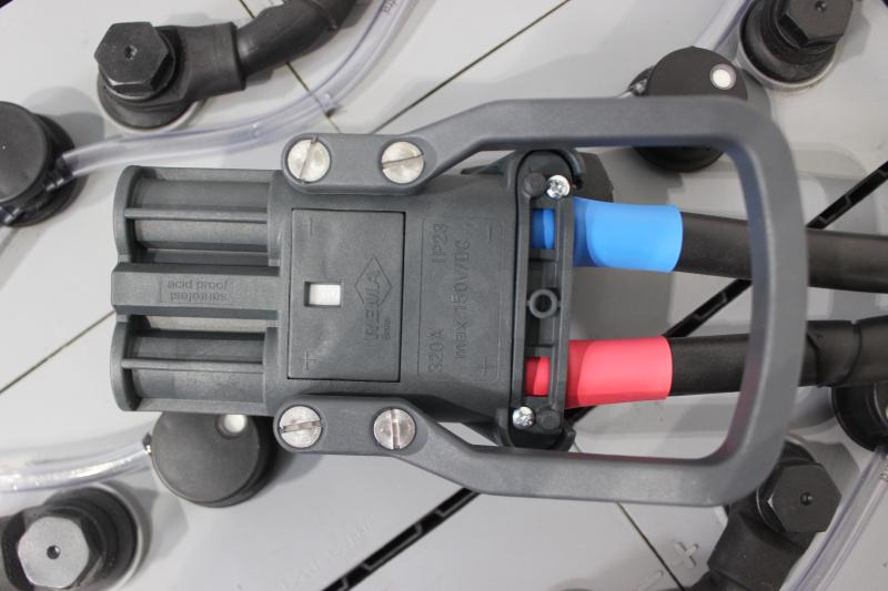 GRUMA 80 Volt 6 PzS 870 Ah - Batterie: das Bild 4 GRUMA 80 Volt 6 PzS 870 Ah - Batterie: das Bild 4