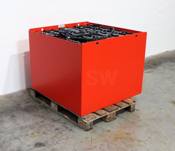 GRUMA 80 Volt 6 PzS 870 Ah - Batterie: das Bild 2 GRUMA 80 Volt 6 PzS 870 Ah - Batterie: das Bild 2