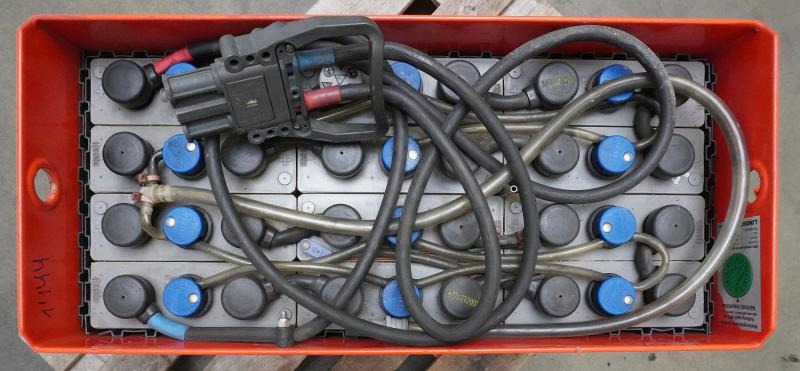 HAWKER 24 Volt 3 PzS 345 Ah - Batterie: das Bild 3 HAWKER 24 Volt 3 PzS 345 Ah - Batterie: das Bild 3