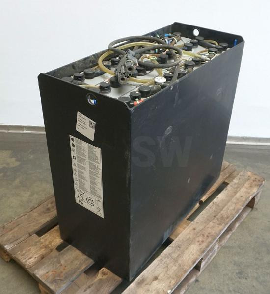 HAWKER 24 Volt 6 PzS 930 Ah - Batterie: das Bild 1 HAWKER 24 Volt 6 PzS 930 Ah - Batterie: das Bild 1