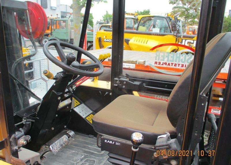 Jcb 940-4 - Geländestapler: das Bild 3 Jcb 940-4 - Geländestapler: das Bild 3