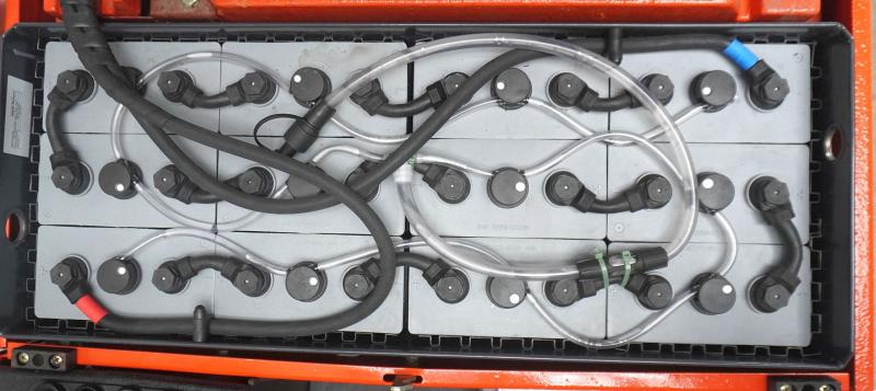 Linde E 12 Z 324 - Elektrostapler: das Bild 5 Linde E 12 Z 324 - Elektrostapler: das Bild 5
