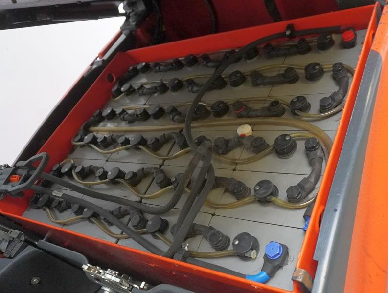 Linde E 16 H EVO 386-02 - Elektrostapler: das Bild 5 Linde E 16 H EVO 386-02 - Elektrostapler: das Bild 5