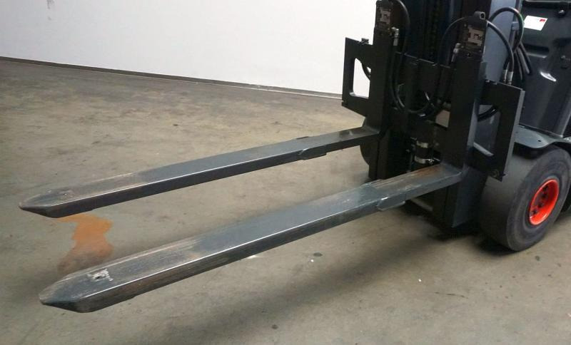 Linde E 20/600 H 387 - Elektrostapler: das Bild 5 Linde E 20/600 H 387 - Elektrostapler: das Bild 5