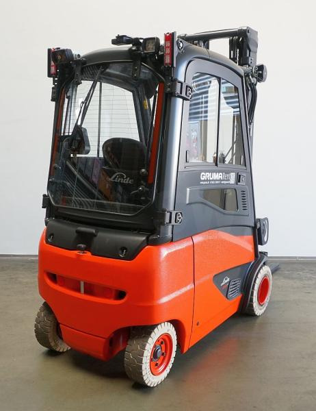 Linde E 20 PH EVO 386-02 - Elektrostapler: das Bild 2 Linde E 20 PH EVO 386-02 - Elektrostapler: das Bild 2