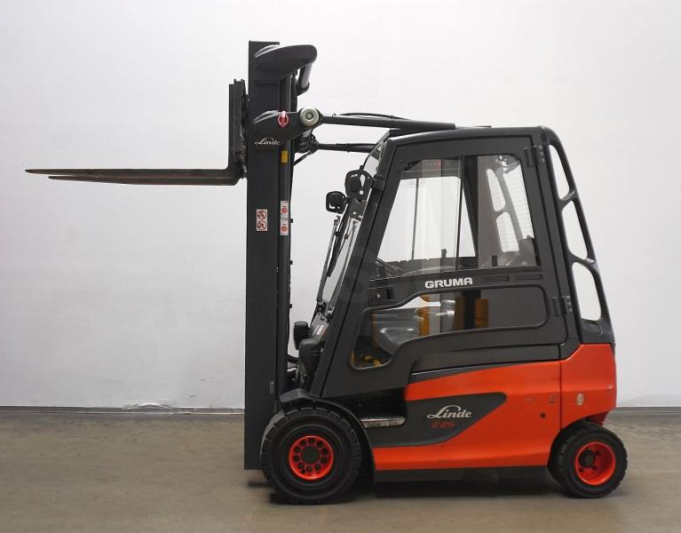 Linde E 25 387 - Elektrostapler: das Bild 4 Linde E 25 387 - Elektrostapler: das Bild 4