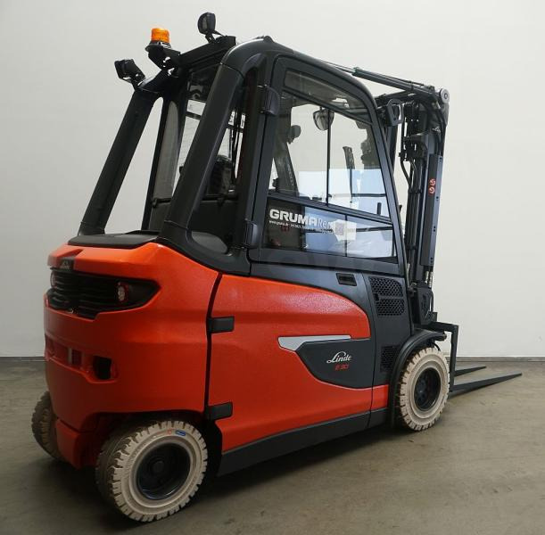 Linde E 30/600 HL 1252-01 - Elektrostapler: das Bild 2 Linde E 30/600 HL 1252-01 - Elektrostapler: das Bild 2