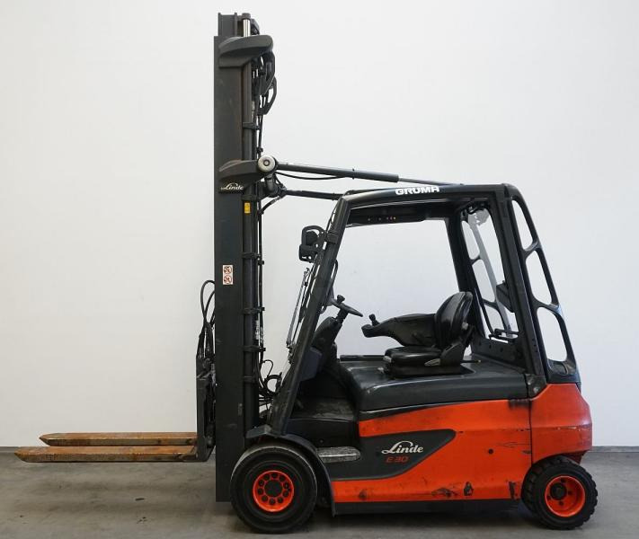 Linde E 30 L 387 - Elektrostapler: das Bild 4 Linde E 30 L 387 - Elektrostapler: das Bild 4