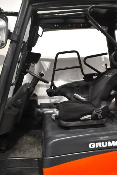 Linde E 35 HL 387 - Elektrostapler: das Bild 3 Linde E 35 HL 387 - Elektrostapler: das Bild 3