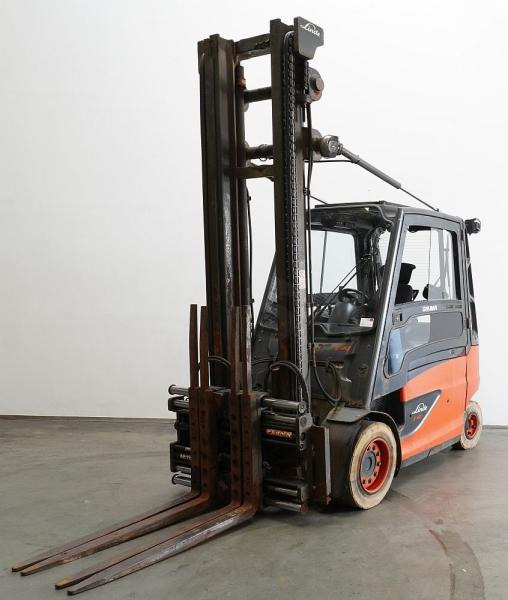 Linde E 40/600 HL 388 - Elektrostapler: das Bild 1 Linde E 40/600 HL 388 - Elektrostapler: das Bild 1