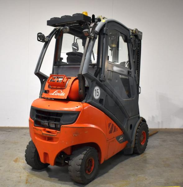 Linde H 25 T/600 EVO 393-02 - Treibgasstapler: das Bild 2 Linde H 25 T/600 EVO 393-02 - Treibgasstapler: das Bild 2