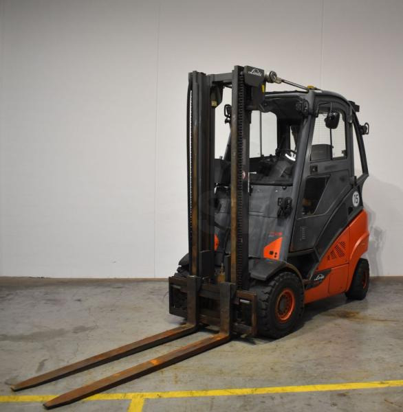 Linde H 25 T/600 EVO 393-02 - Treibgasstapler: das Bild 1 Linde H 25 T/600 EVO 393-02 - Treibgasstapler: das Bild 1