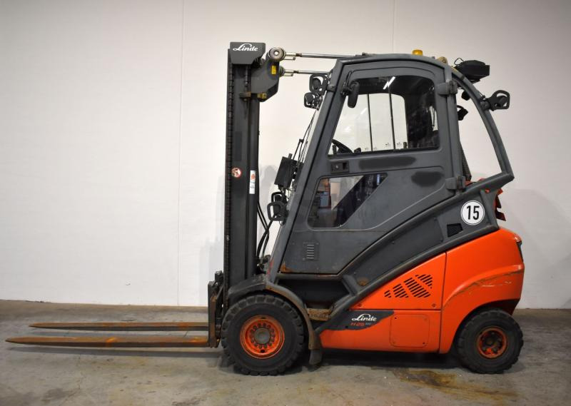 Linde H 25 T/600 EVO 393-02 - Treibgasstapler: das Bild 4 Linde H 25 T/600 EVO 393-02 - Treibgasstapler: das Bild 4