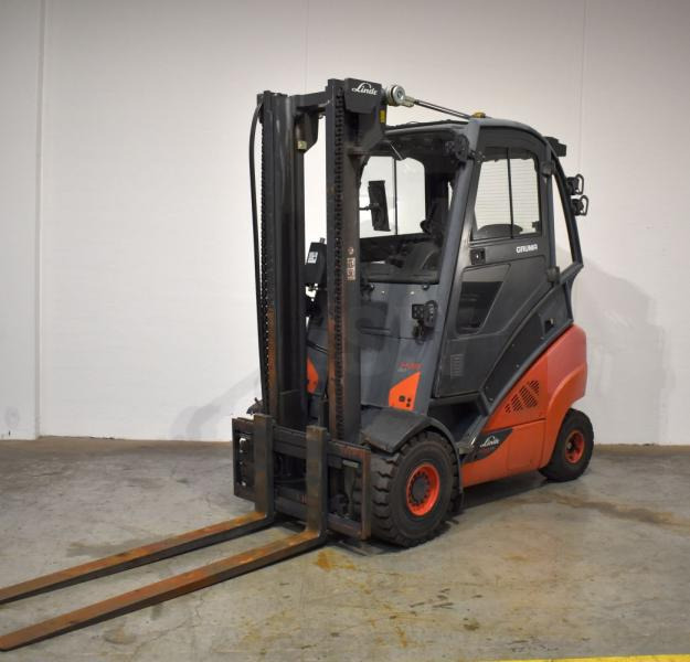 Linde H 35 T EVO 393-02 - Treibgasstapler: das Bild 1 Linde H 35 T EVO 393-02 - Treibgasstapler: das Bild 1