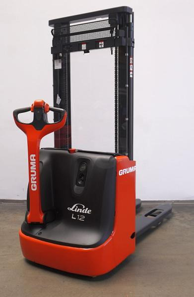 Linde L 12 1172 - Hochhubwagen: das Bild 1 Linde L 12 1172 - Hochhubwagen: das Bild 1