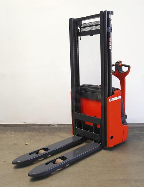 Linde L 12 1172 - Hochhubwagen: das Bild 2 Linde L 12 1172 - Hochhubwagen: das Bild 2