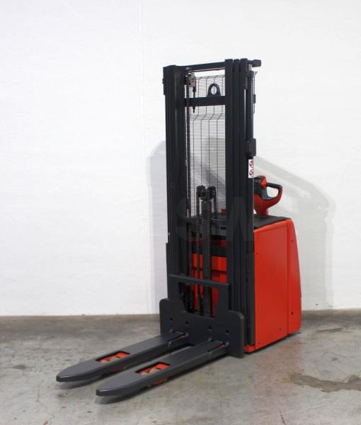 Linde L 14 1173 - Hochhubwagen: das Bild 2 Linde L 14 1173 - Hochhubwagen: das Bild 2