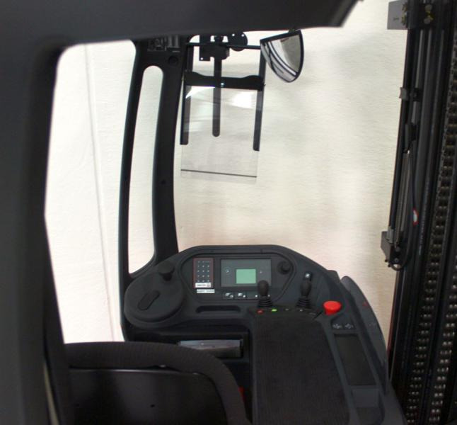 Linde R 16 1120 - Schubmaststapler: das Bild 3 Linde R 16 1120 - Schubmaststapler: das Bild 3