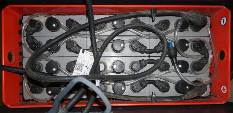 Linde V 10 5212 - Elektrostapler: das Bild 5 Linde V 10 5212 - Elektrostapler: das Bild 5