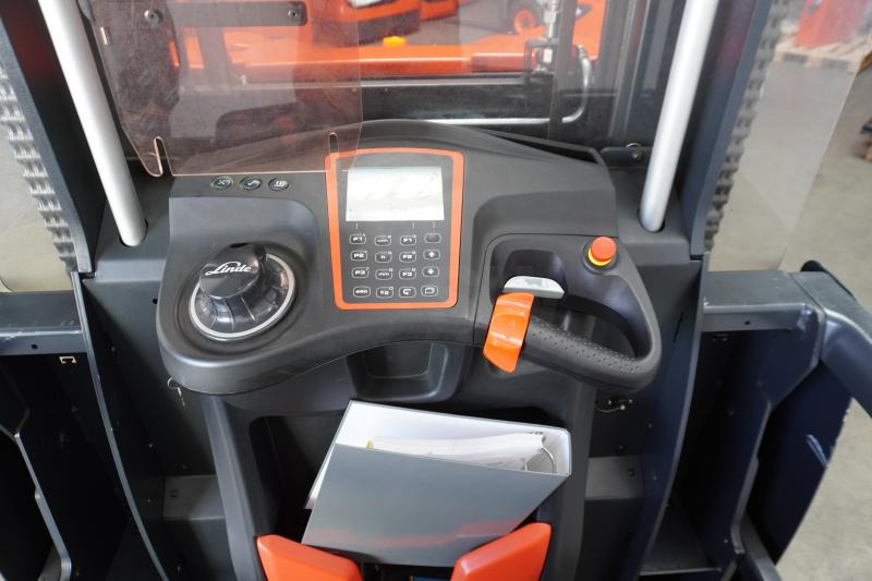 Linde V 48 5213 - Kommissionierer: das Bild 1 Linde V 48 5213 - Kommissionierer: das Bild 1