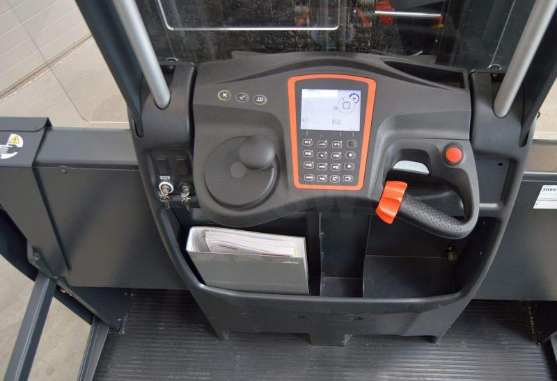 Linde V 48 5213 - Kommissionierer: das Bild 5 Linde V 48 5213 - Kommissionierer: das Bild 5